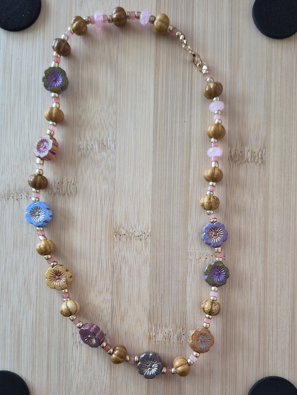 Handcrafted Floral Multicolor Beaded Necklace - Pink & Gold